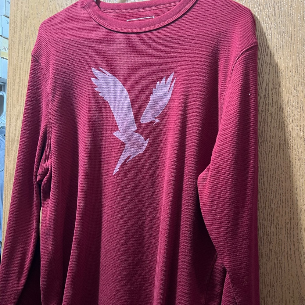 American Eagle L Long Sleeve Shirt